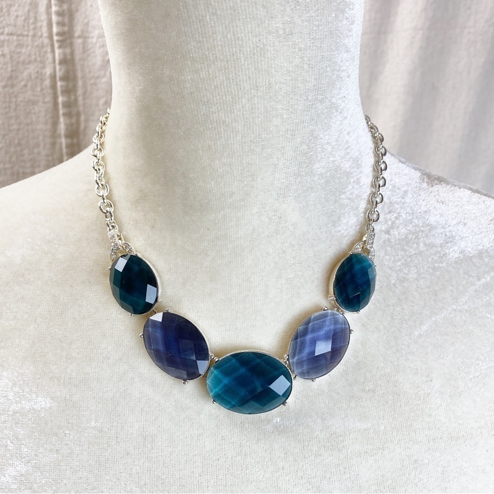 Dana Buchman Chunky faceted green grey acrylic gem necklace